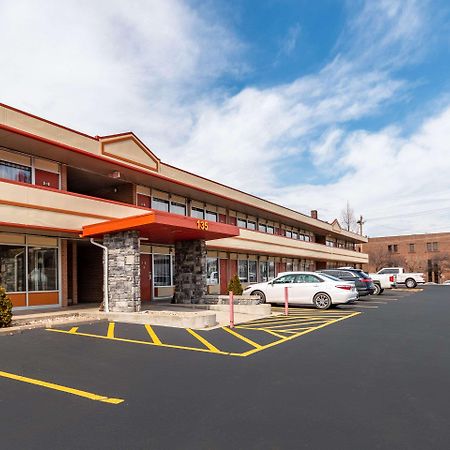 Econo Lodge Zanesville Eksteriør billede