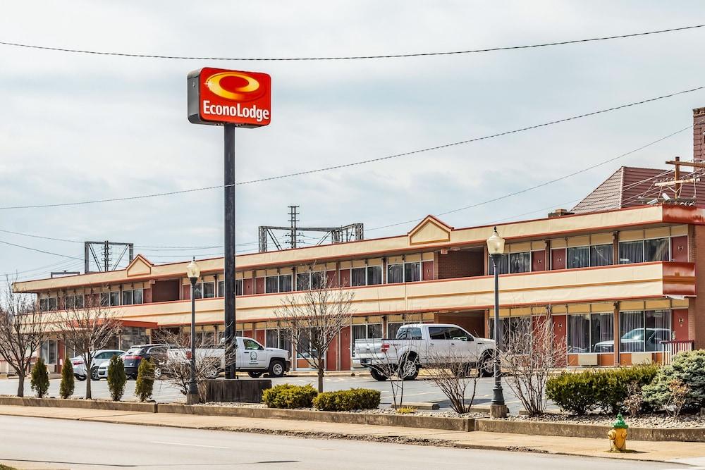 Econo Lodge Zanesville Eksteriør billede