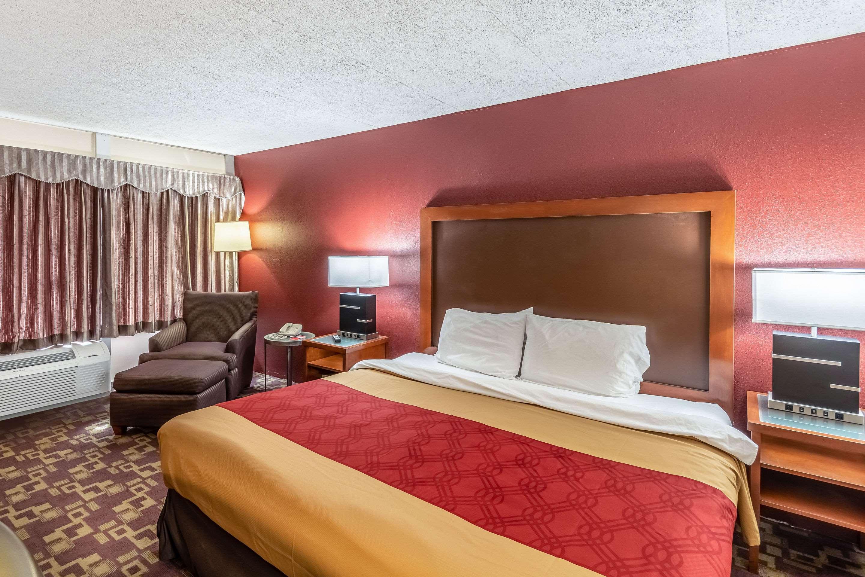 Econo Lodge Zanesville Eksteriør billede