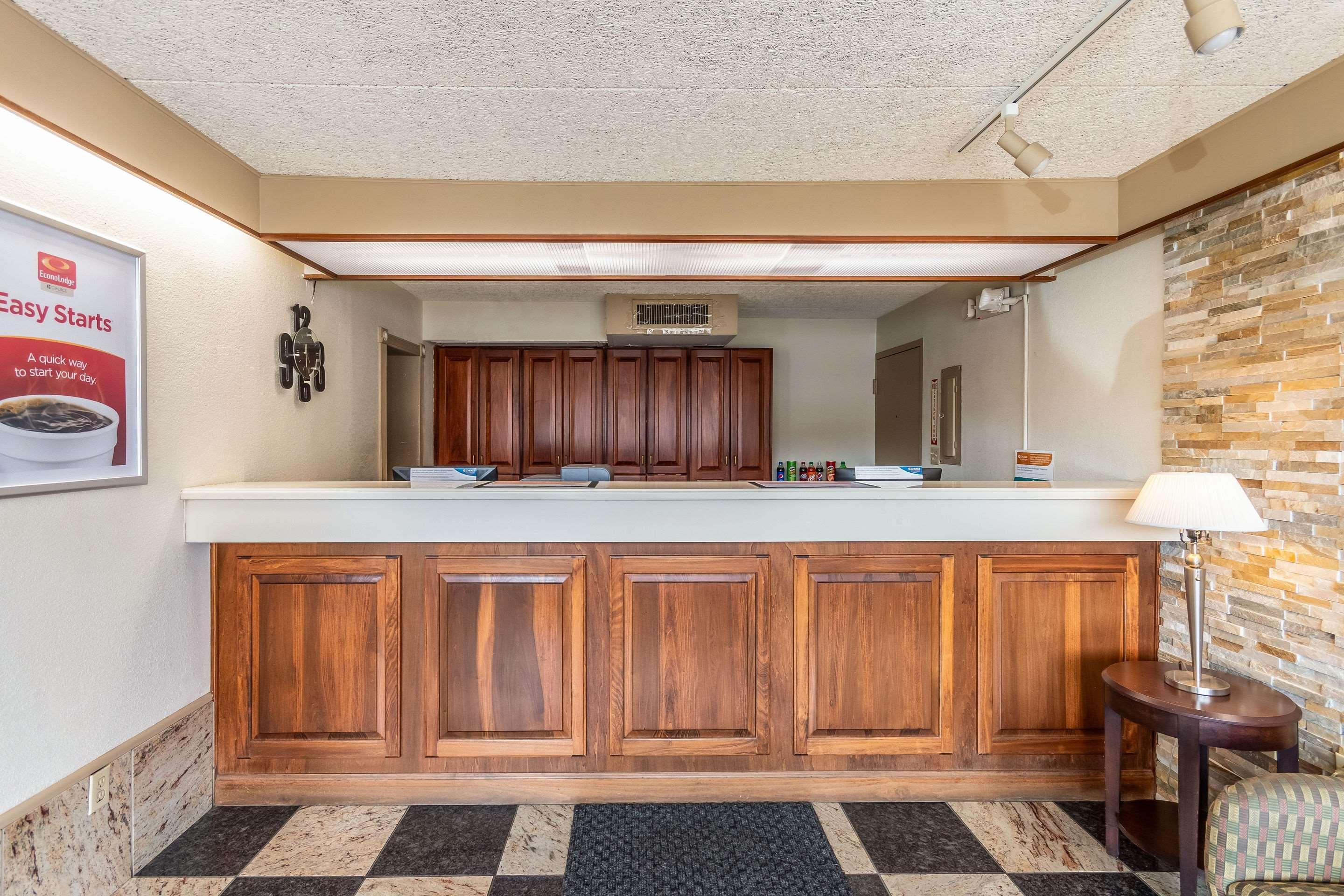 Econo Lodge Zanesville Eksteriør billede