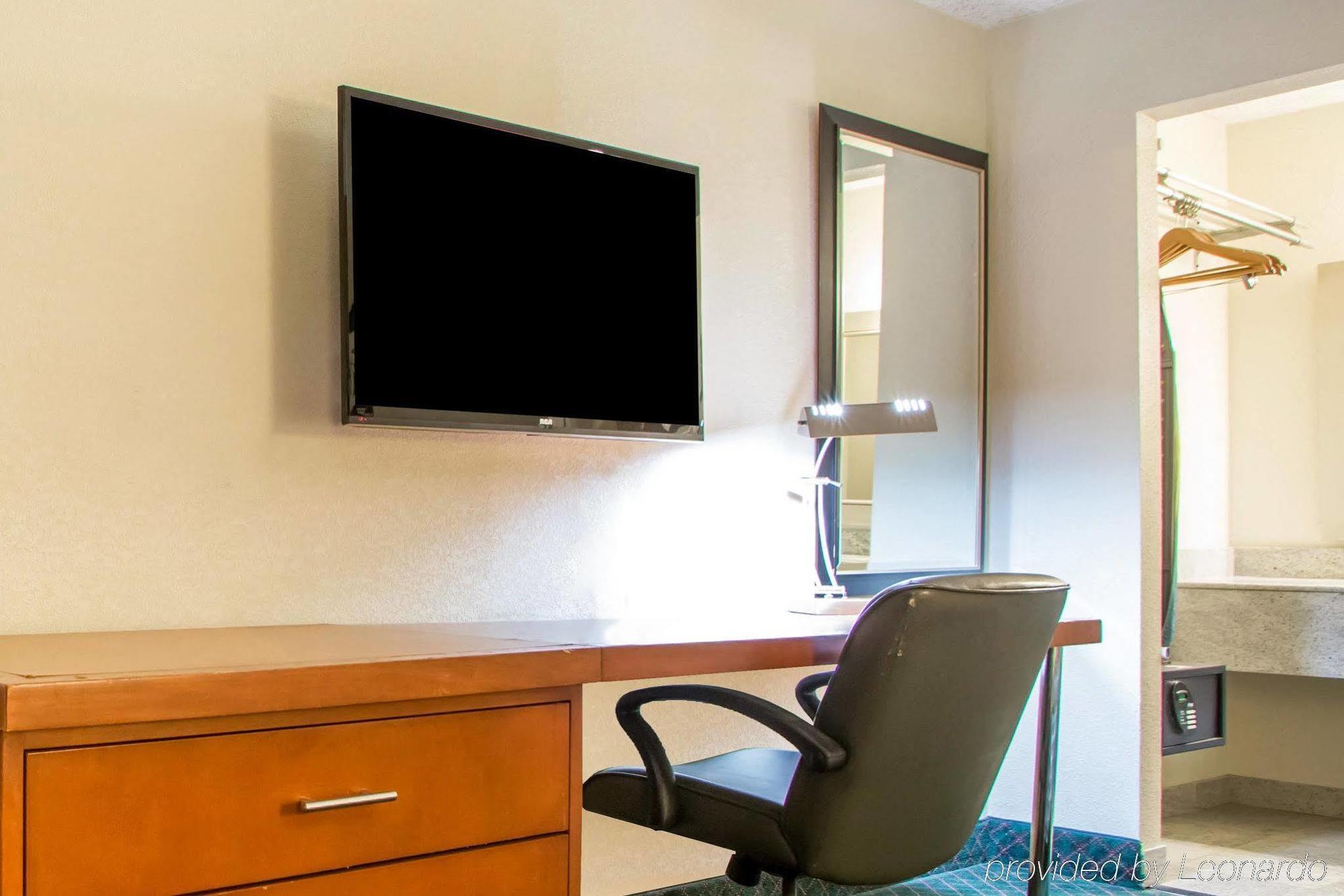 Econo Lodge Zanesville Eksteriør billede